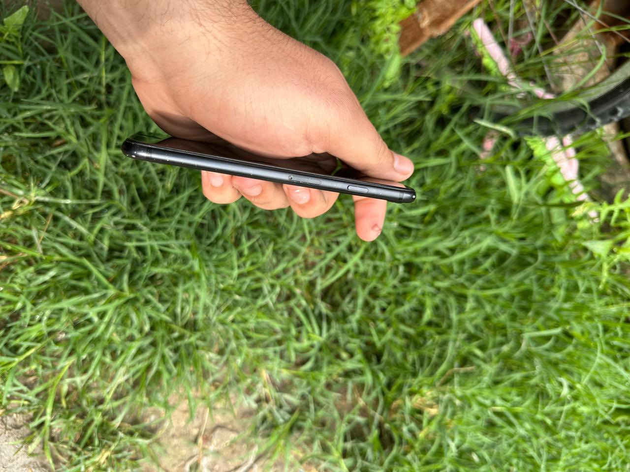 السلام عليكم من رخصة الادمن
متوووفر للبيع
              
📱ايفون 7 عادي
🖤 لون اسود 
💾 ذاكرة 32
🔋 نسبه البطارية 100
📞 تك سيم كارت
فول نضافه شرط مبدل بطاريه فقط كله شرط 
⚠️ ملاحظه ( دكمه مال بصمه متوقفه فقط)

الشراي يتفضل خاص لو تصل ويدلل محضور من تعاليق
‏ ***********
