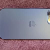 ايفون 13 برو ماكس ذاكرة 256  بطاريه 87 بلادي سعر 700 وبي مجال مكاني بغ...