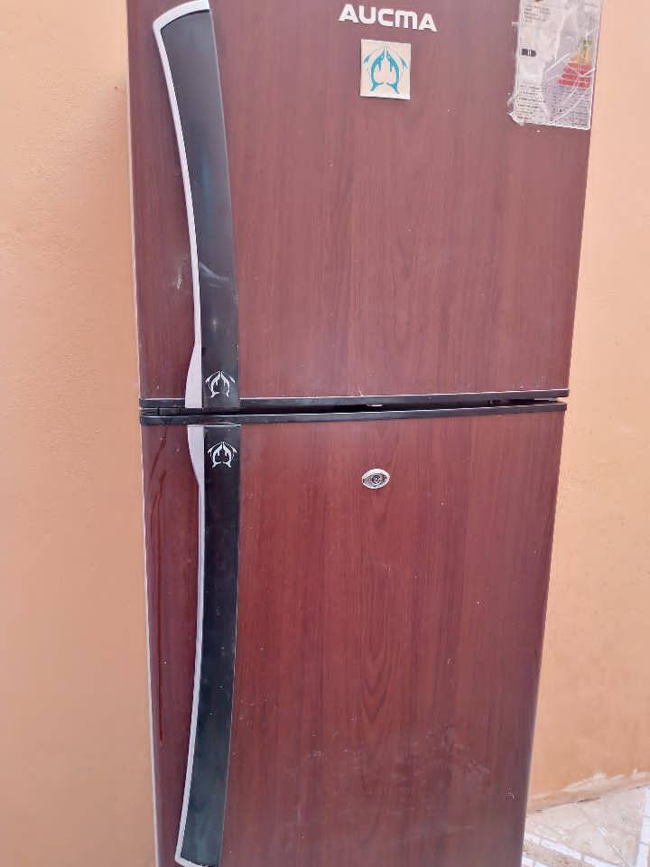 السلام عليكم
ثلاجة ١٤ قدم ماطور عاطل ب٦٠
كنتور اربع بيبان نظيف ب ١٠٠
مكان مجمع الزهراء السكني 
تواصل ماسنجر


**إذا كنت صاحب هذا الإعلان وتريد حذفه لأي سبب، رجاءا أرسل رسالة إلى الدعم الفني**