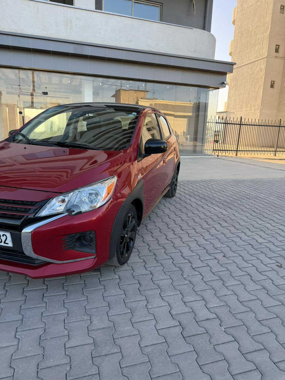 مستربوشي ميراج موديل ٢٠٢٣ سيارة كلين بدون صبغ سقف اسود بيلادي فول مواصفات مكان سيارة كركوك 
سعره ١٠٥ $
رقم موبايل 
***********
