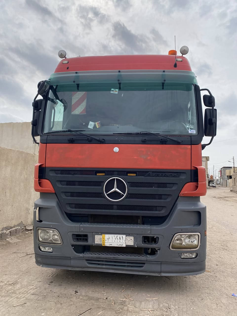 السلام عليكم سيارة للبيع اكتروس موديل 2004 رقم بصره حجم (46 18) للأستفسار (***********) مكان السياره بصره اني مكلف بل نشر
