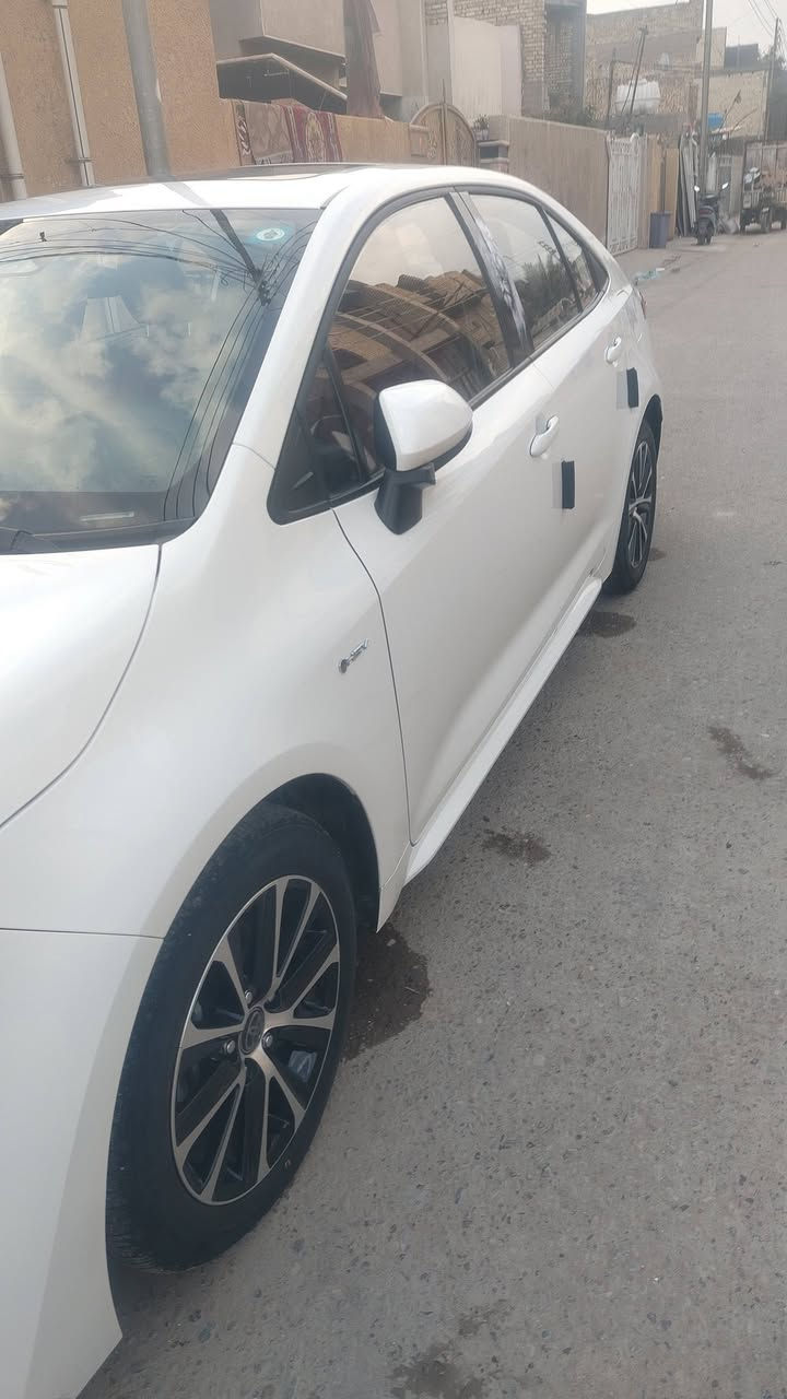 السلام عليكم كورلا هايبرد 2025 فول موصفات بيه بارد بلباب كما موضح بلصوره  وبارد جاملغ خلفي  السعر او الاستفسار أكثر اتصل ***********
