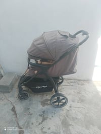 عربية للبيع • كامبة دوميز