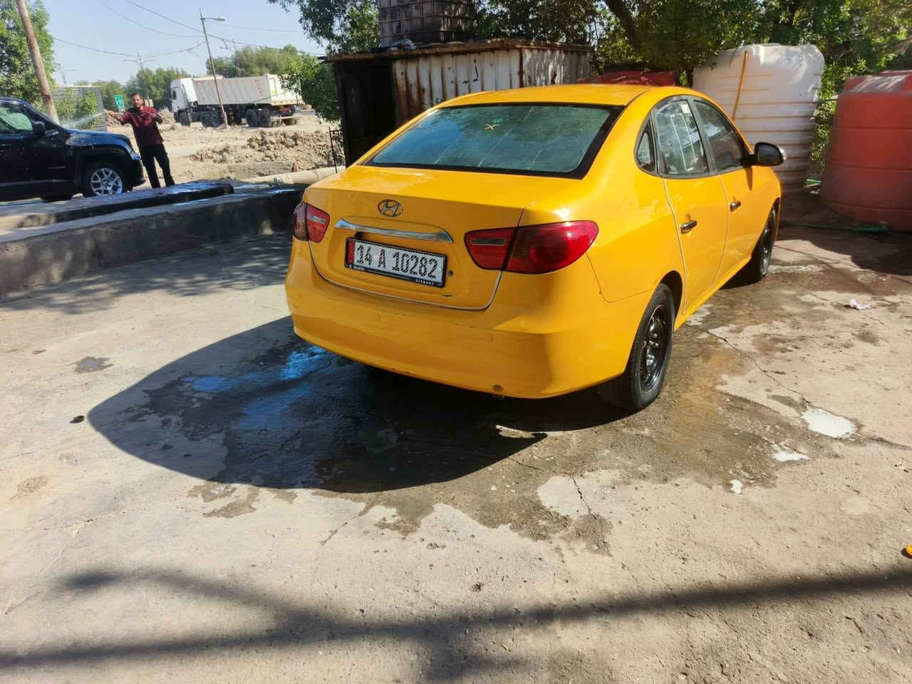 افانتي 2010 مكينة 1600 السنوية لل 2030 سيارة جاهزة من كلشي كير مكينة حدادية تبريد  كفاله نقصهه بس دبلات الكدام السيارة ب اسمي وبيهه ضربه ب الجاملغ موضحه ب الصورة السعر 85 وبيهه مجال الرقم ***********
