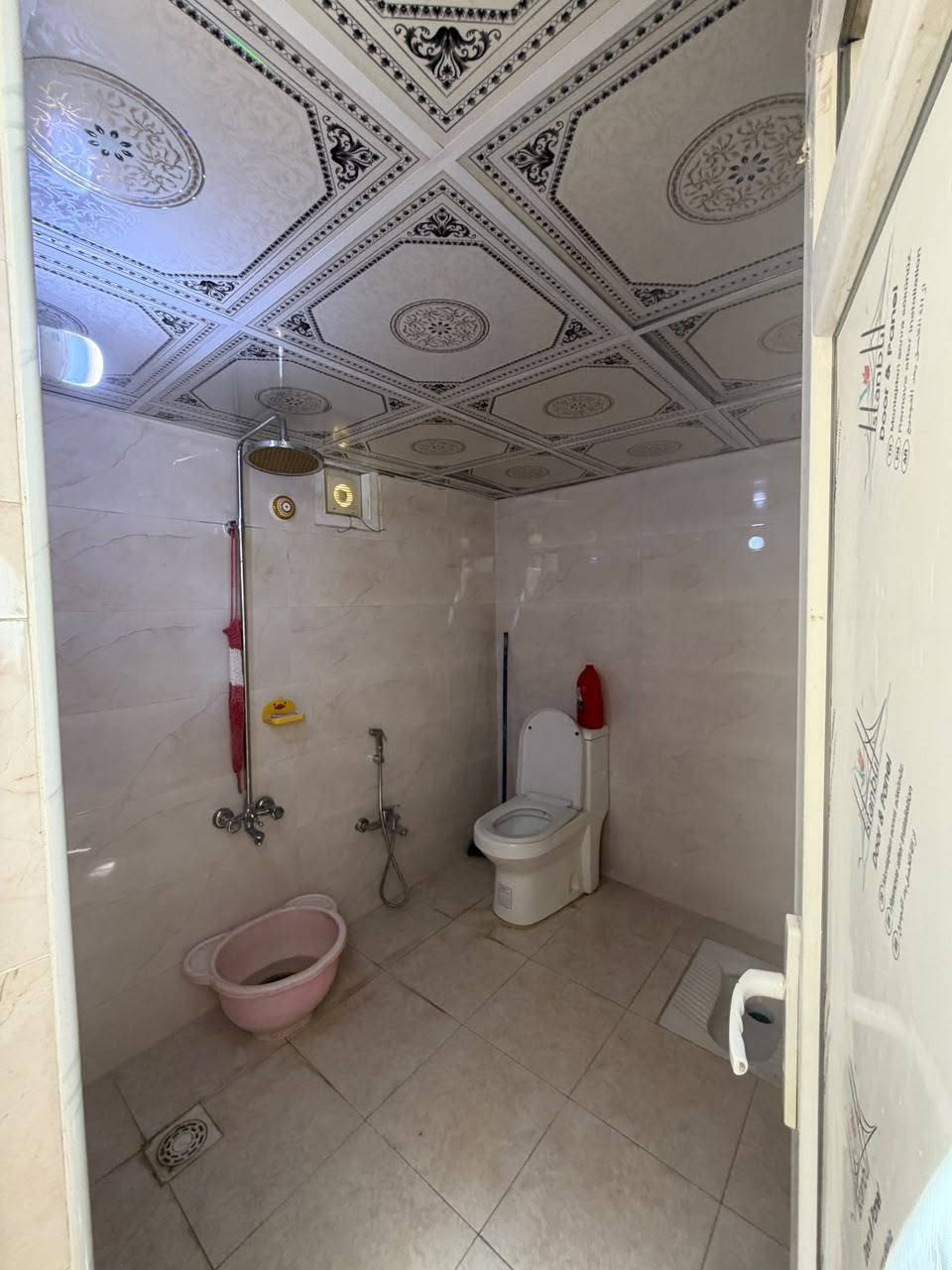 🏡🔥 فرصة مميزة لامتلاك بيت في بعقوبة – شفته 🔥🏡

بيت للبيع قرب فرن صمون حقي بموقع مميز وجميع الخدمات متوفرة.

📍 المواصفات:
✅ المساحة: 200 م²
✅ الواجهة: 7.1 م
✅ النزال: 22.2 م
✅ ماء 💧
✅ كهرباء ⚡
✅ تبليط 🛣️
✅ مجاري
✅ جميع الخدمات متوفرة
✅ زراعي سند 25

💰 السعر: 135 (قابل للتفاوض)

📞 للتواصل والاستفسار:
***********

#بعقوبة #ديالى #شفته #بيت_للبيع #عقارات_بعقوبة #عقارات_ديالى #استثمار_عقاري #فرصة_عقارية #بيع_وشراء #كلكامش_للتسويق_العقاري
