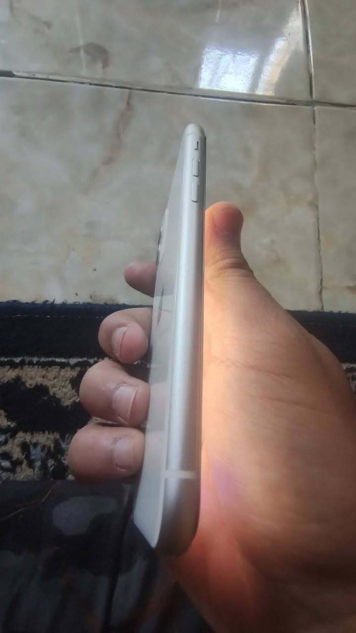 Iphone 11
نضافته 100℅

ما مفتوح ابدد 

ذاكرة 128 

بطارية 77

سعر  260

واتساب  ***********
