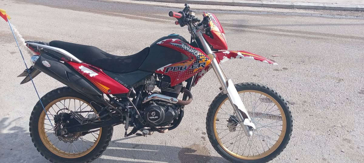 السلام عليكم.. قفاز للبيع.. موديل 2020 مفتوح بستم  كلشي شغال سلف نكرة لايت اشاير شغال ويالة جدد ماعايزو شي  السعر 625 بي مجال وتدلل ***********.خاص متواجد يرهم مراوس 23 24
