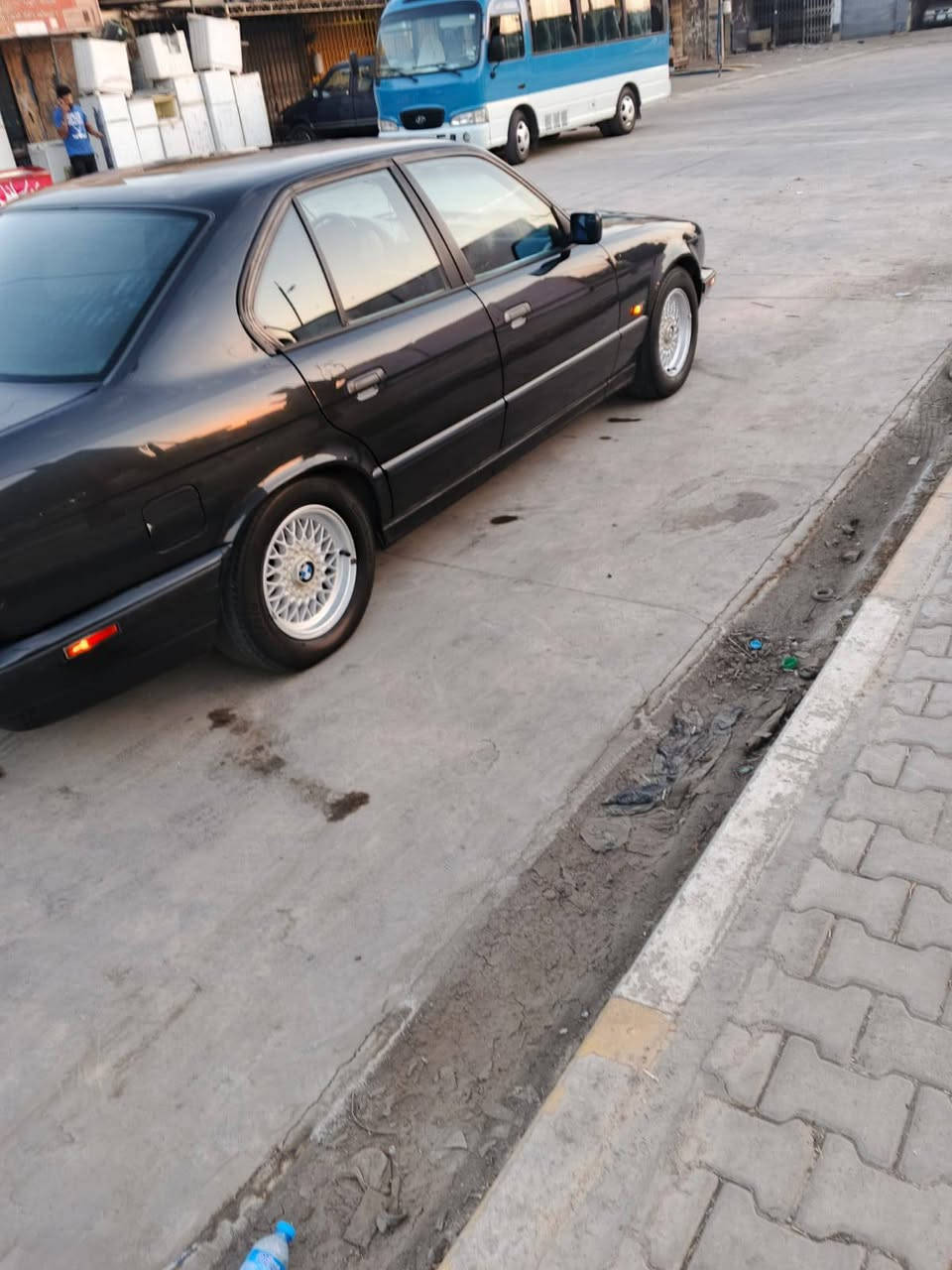 سلام عليكم بي ام 525 بلادي موديل 1993 سياره لا ضرب لا صبغ ما بيه سياره سنويه رقم جديد دفتر بانزين بيه مكينه كير شرط اتوماتيك سعره ٧٨ بيه مجال


**إذا كنت صاحب هذا الإعلان وتريد حذفه لأي سبب، رجاءا أرسل رسالة إلى الدعم الفني**