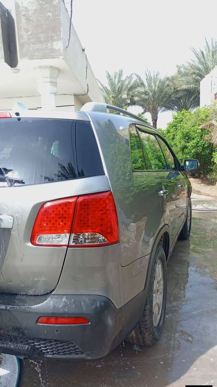 سلام عليكم سورنتو موديل 2011 دخول خاص وارد امريكي دوش اربعه سلندر سياره كلين مكفوله من ضربه وصبغ وتبديل  السياره ليبل واحد حداديه جديد تخم تاير جديد السياره مكانهه بغداد السعر 140 للاستفسار ***********
