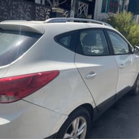 توسان • ٢٠١٢ • ماشيه ١٢٧٠٠٠
