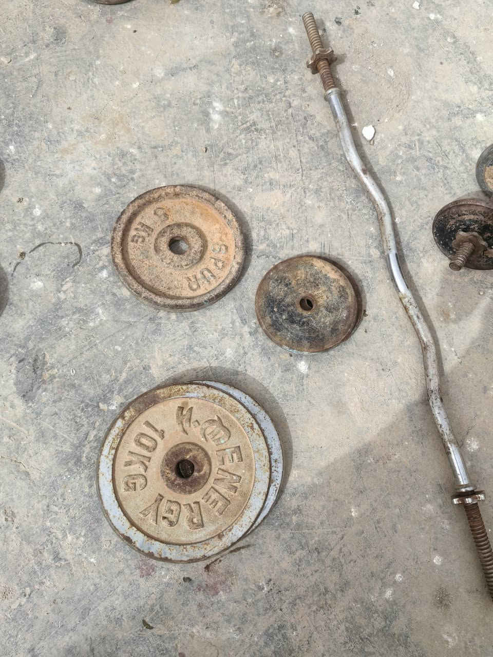 للبيع الي حاب يشتري
يتفضل خاص وبالخدمة


**إذا كنت صاحب هذا الإعلان وتريد حذفه لأي سبب، رجاءا أرسل رسالة إلى الدعم الفني**