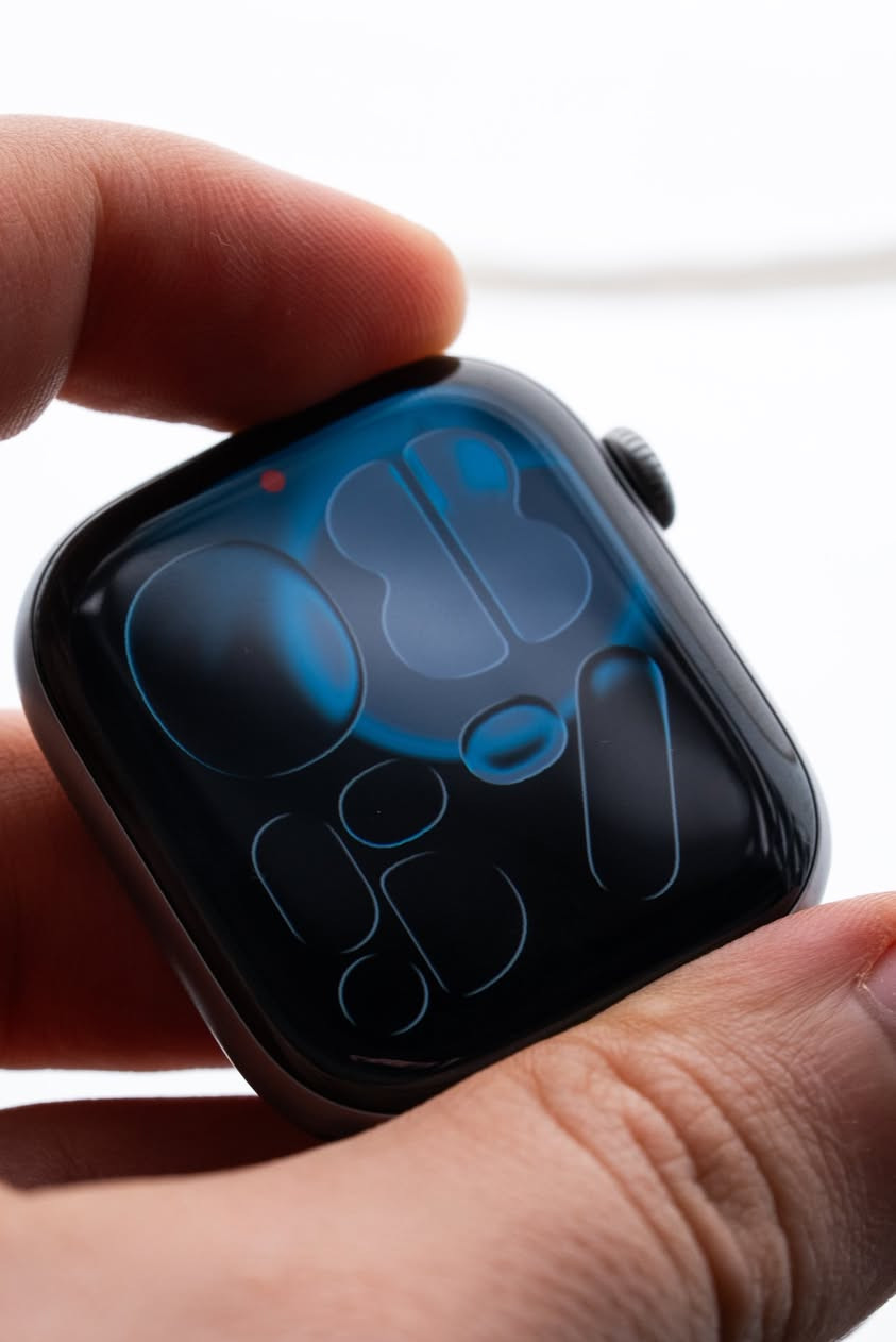 ابل واتش جيل 11
حجم 46 
لون space gray المميز 
بطارية 100% نظافة 100%
الساعة مستخدمة ايام قليلة
كارتونها وكافة ملحقاتها الأصلية وياها
لازالت داخل فترة الضمان 
السعر 520 الف


**إذا كنت صاحب هذا الإعلان وتريد حذفه لأي سبب، رجاءا أرسل رسالة إلى الدعم الفني**