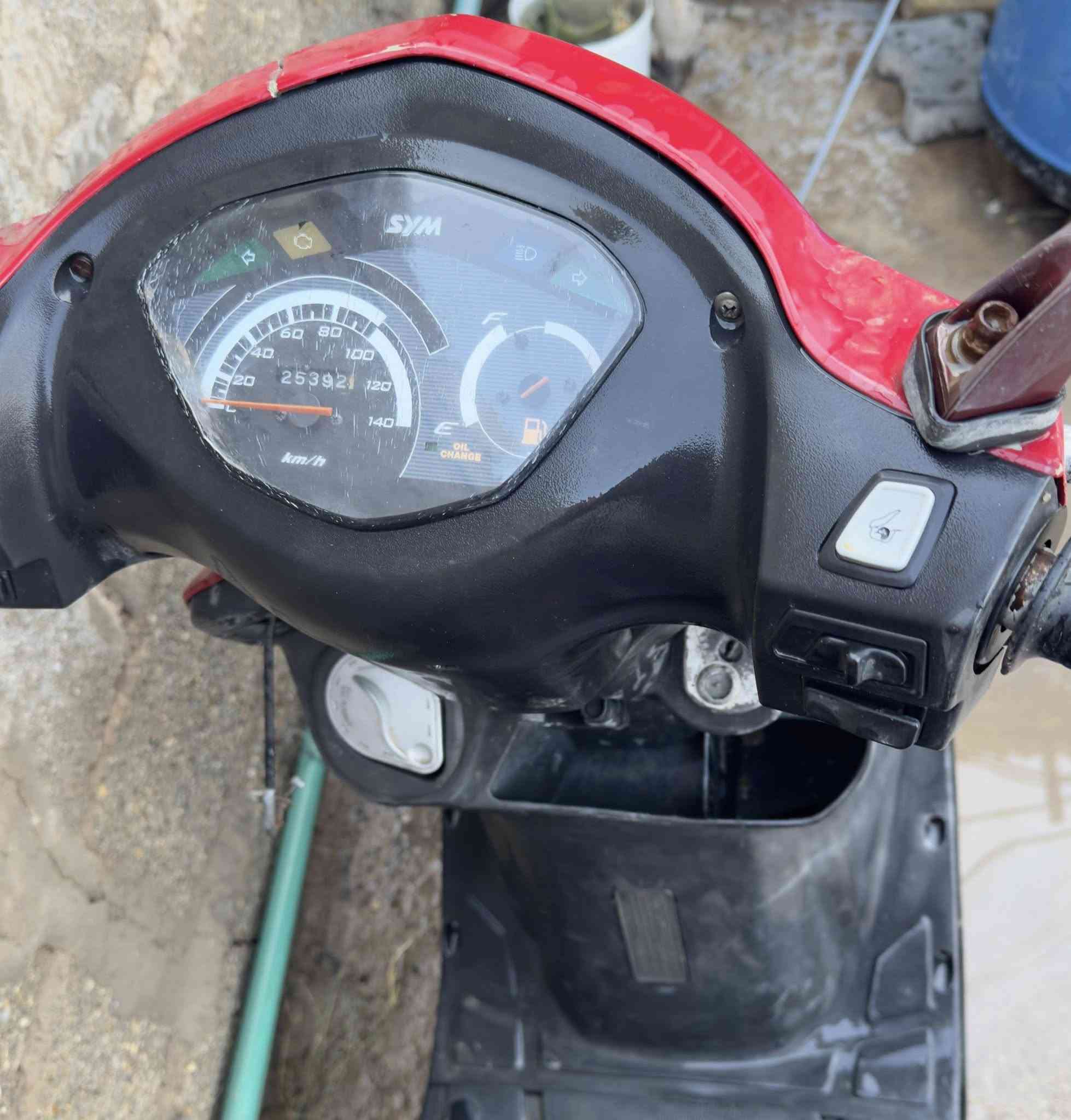 دراجة سيام كوري الباتري واكف سعرها 150 وبيهه مجال الشراي يتصل ع هذا رقم ‭0781 167 2585‬
