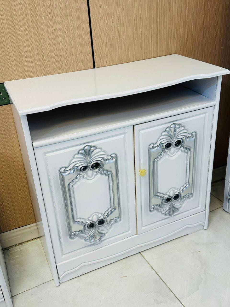 السعر ( مليون ) فقط😍

غرف نجاره عراقيه 💯💯

تتكون من ١٠ قطع 

عرض الكنتور٣مترات و٢٠سم

ارتفاع الكنتور مترين و٤٥سم

السرير بلوك ٦ ارجل

طول السرير 200 سم 

عرض السرير 160 سم 

الضهر شد براغي

الزاويه بارتفاع الكنتور 

الشازلون والطابوريه 75 الف 

الدوشك 150 الف  ضمان ٥ سنوات


**إذا كنت صاحب هذا الإعلان وتريد حذفه لأي سبب، رجاءا أرسل رسالة إلى الدعم الفني**