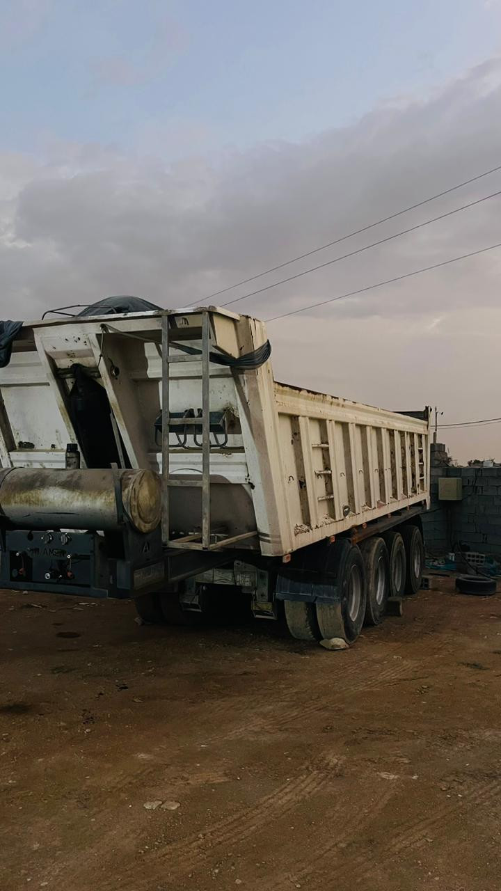 سلام عليكم 

للبيع :

عربانة دارا قصاب  22 ونص م3   او يسموها 23 م3   

العربانة جاهزة للعمل بولبرن جديد + تايرات +  تخم بنز 

موديل 2015 او 2016 

كهربائيات جاهزة مجهزة 100 % 

للاتصال :    ***********

السعر   128
