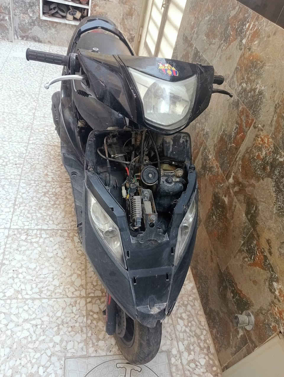 للبيع ماكس 140 طفت وتركتها صارلها اسبوع بيها كابريتر وباتري جدد كهربائياتها شغاله بيها نواقص بسيطه ابيعها طافيه ب200 مكاني مدينه الصدر


**إذا كنت صاحب هذا الإعلان وتريد حذفه لأي سبب، رجاءا أرسل رسالة إلى الدعم الفني**