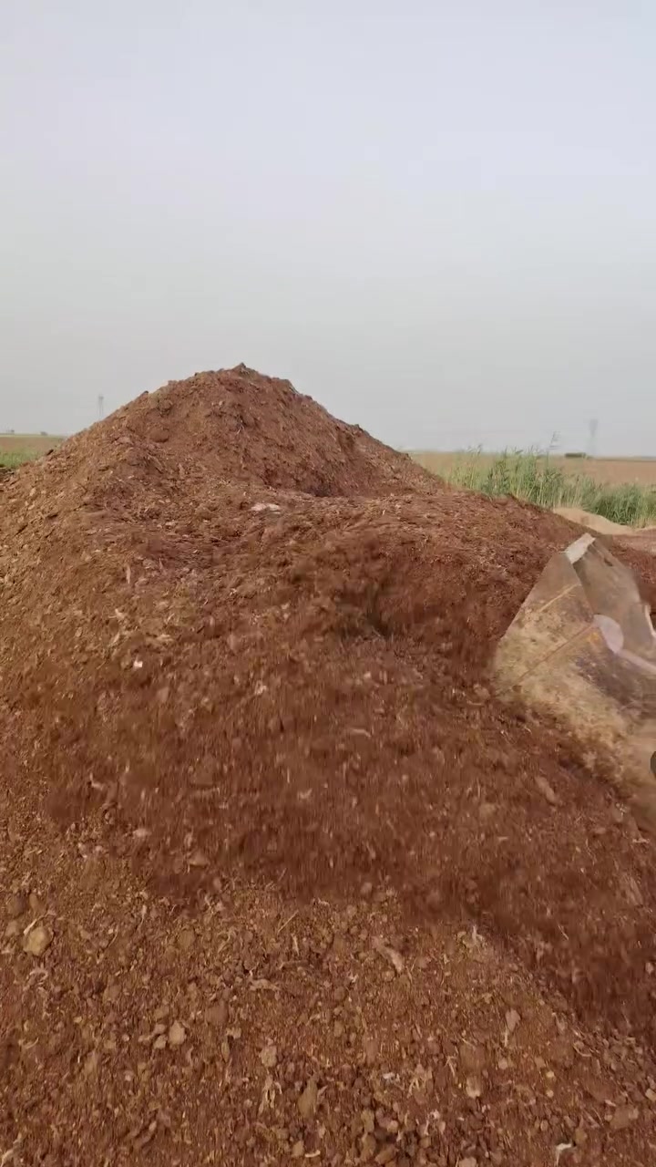 السلام عليكم يوجد دمن دواجن نضيف فول هاذه الرقم***********. ***********
