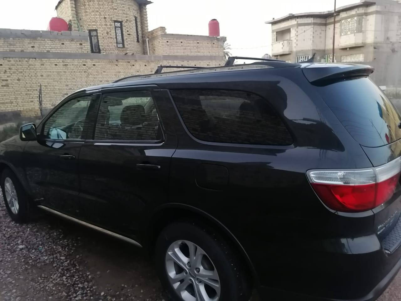 سلام عليكم سيارة دوج دورنكو موديل 2013 سيارة مكفولة من الصبغ والمعجون ولا قطرة سيارة بحالة جيدة 
مكفولة من أي ضربة بس ماعدا حادث امريكا جاملغ او بنيد 
التواصل ***********
رايدة ب165ورقة او بيه مجال بسيط للطيبين
