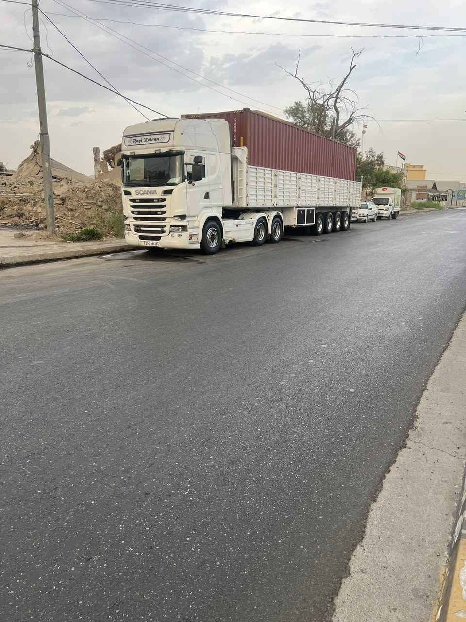 سلام عليكم سكانيه البيع موديل 2017 فول مواصفات
عربانه غسان موديل 25 الا ستفسار تصل ***********
