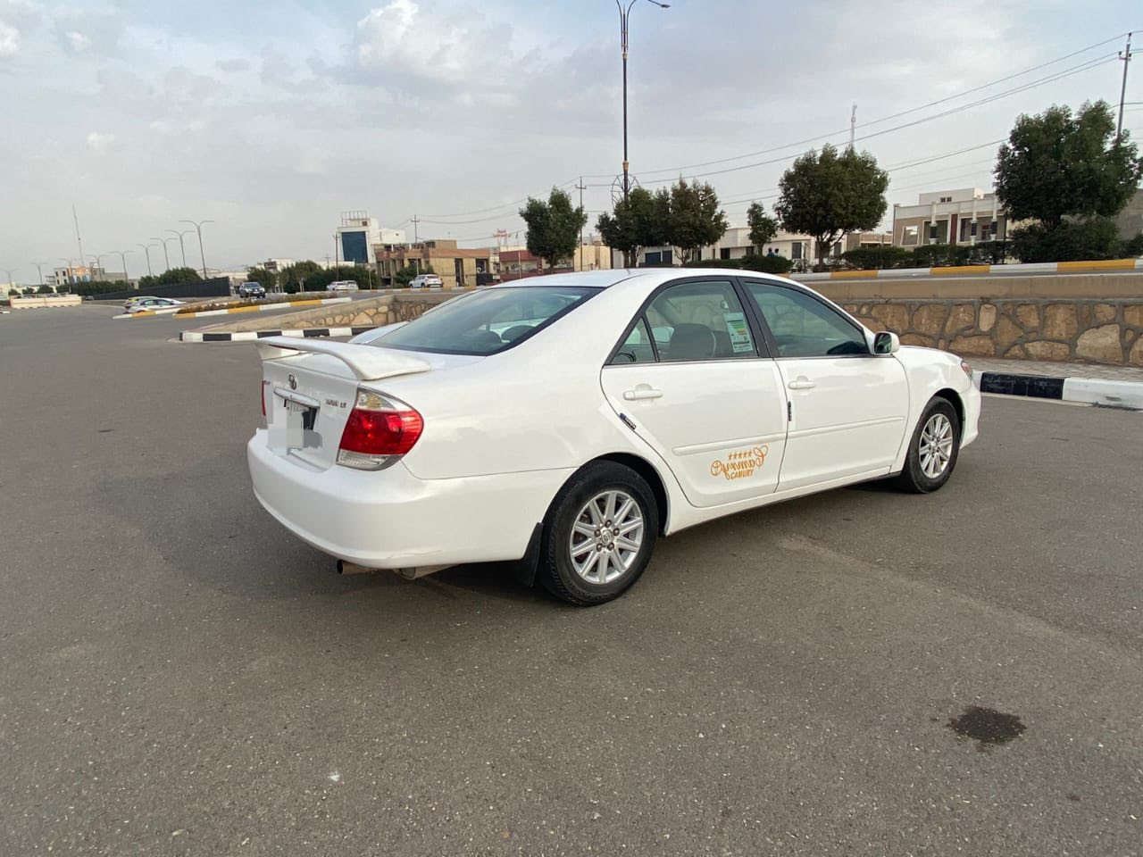 السلام عليكم.     للبيع كامري.     موديل 2006
رقم بغداد.     تحويل ثاني يوم    بشرط 

وارد امريكي. مواصفات معروفه
بيها كم قطعه صبغ ابيع حزام 

محرك 2400.    /.   كير    محرك   كفاله 
صدر.    //.  امامي     خلفي     تبريد ثلاجه 
جاهزه من كلشي 

مكاني الانبار  //.
جزيره  الرمادي 
السعر:86
رقم الهاتف.  ***********
