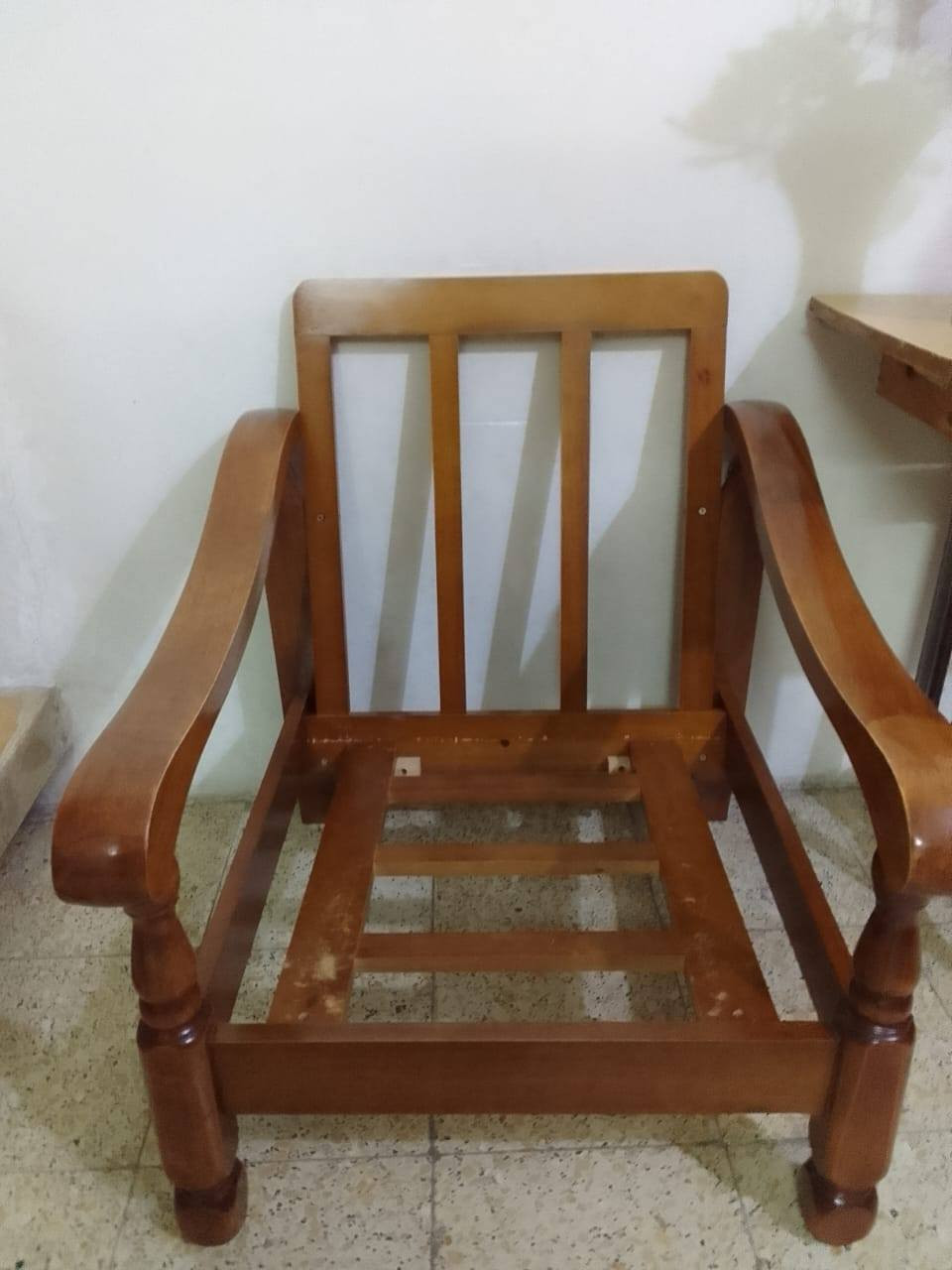 السلام عليكم 
تخم ٧مقاعد نظيف مع بوفيه للبيع مكانهم حي الاعلام 
تخم ١٧٥ وبي مجال 
والبوفيه ١٥٠ وبيها مجال


**إذا كنت صاحب هذا الإعلان وتريد حذفه لأي سبب، رجاءا أرسل رسالة إلى الدعم الفني**
