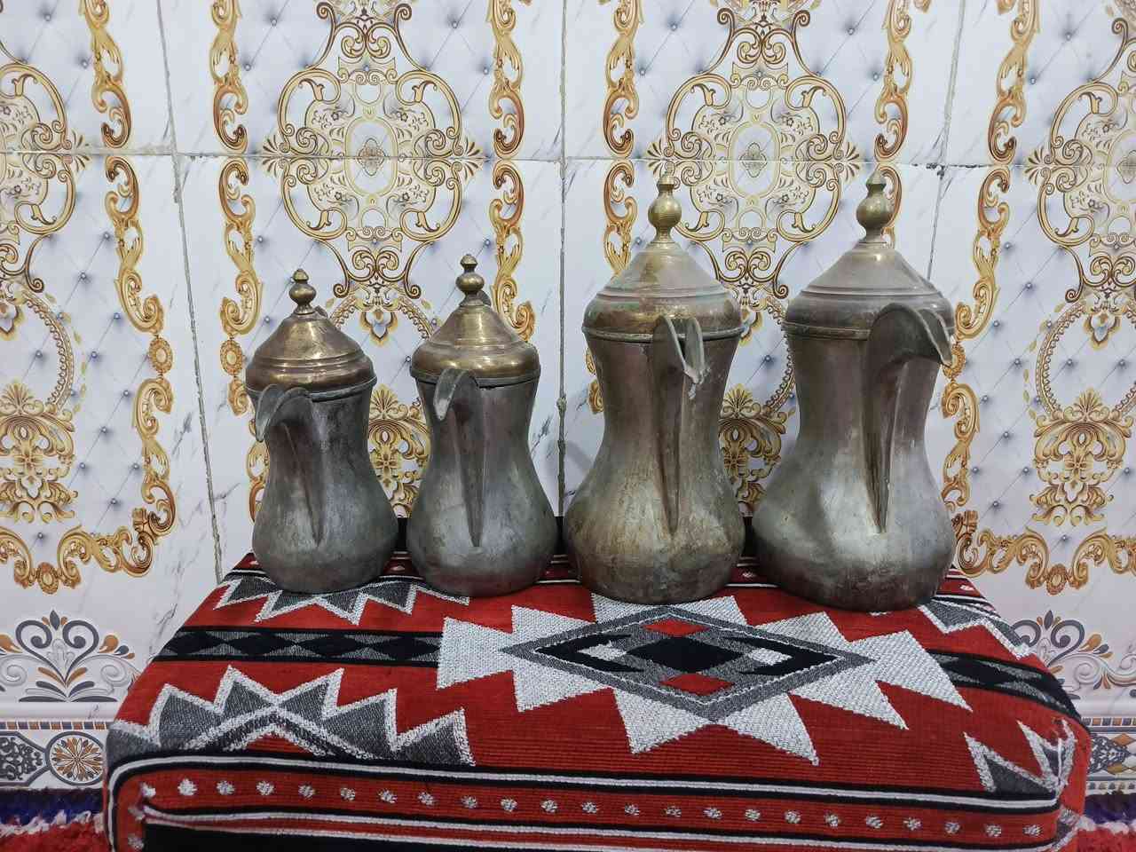 دلال بغدادي باله كويتي نحاس طرق يدوي قياس 28/28/24/23 للستفسار اتصل *********** يوجد توصيل
