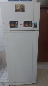 ثلاجه • للبيع