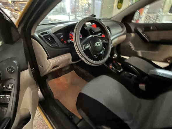 سلام عليكم 
فورتي موديل 2011 
حادثه باب سكن 
جاهزه ما ناقصه شي 
رقم ديالى باسمي 
السعر المطلوب 90 ورقة 
العنوان بغداد الرصافة 
رقم الموبايل ‭0770 660 8580‬
