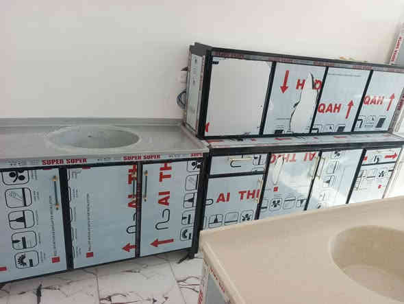 للبيع الستفسار على هذا الرقم ***********
العنوان بروانه شارع العلااوي قرب بناية البلديه معرض ابو حياة النمراوي
