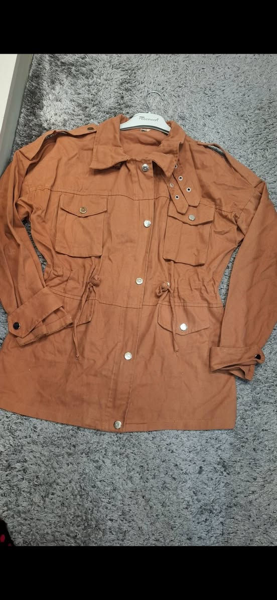 جاكيت ق٤٢ البوت البس ٣٨ و٣٩ التراك فري سايز كلهم جدد نضاف متوفر توصيل اسعارم مناسبة


**إذا كنت صاحب هذا الإعلان وتريد حذفه لأي سبب، رجاءا أرسل رسالة إلى الدعم الفني**