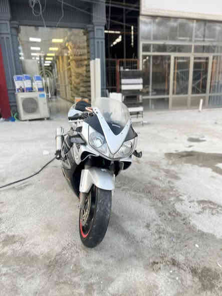 هوندا F4i

حجم المحرك 600cc

موديل 2004

كفاله كفاله سبانه ممدوده عليها 

اوراق كامله سكنر 

حماوه انسه 

اكزوز بلادي طرب 

بك لايت كرستال تزويد

اجنحه كاربون فايبر 

منضومه زينون عالي ناصي 90W

سبايدر تانكي 

ستاند جهاز للتصوير اصلي زوج تايرات جدد بريكات امامي خلفي 

السعر 27 وبيها مجال 

المكان بغداد تقاطع العامريه 

للاستفسار ***********
