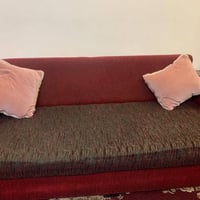 تخم عشرة مقاعد نظيف جدا للمعلومات الاتصال على الرقم 07722239565 يوجد و...