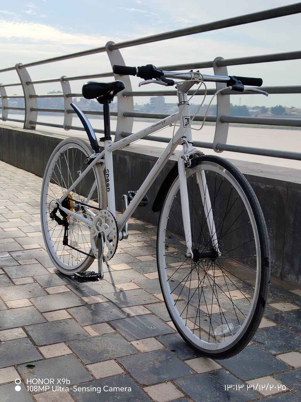 سلام وعليكم
متاح بايك c700من ماركه SPEED المعروفه 
البايك كسر حاويه 
وزن ريشه 
البايك امختم كل مكان 
وياله المنيوم طبقتين موس 
سستم عكربTOURNEY  ٧نمر 
ابريكات بلمكان 
البايك جاهز من كلشي 
سعره 110 وبي مجال 
مكاني بغداد الاعضميه 
للتواصل خاص او ***********
