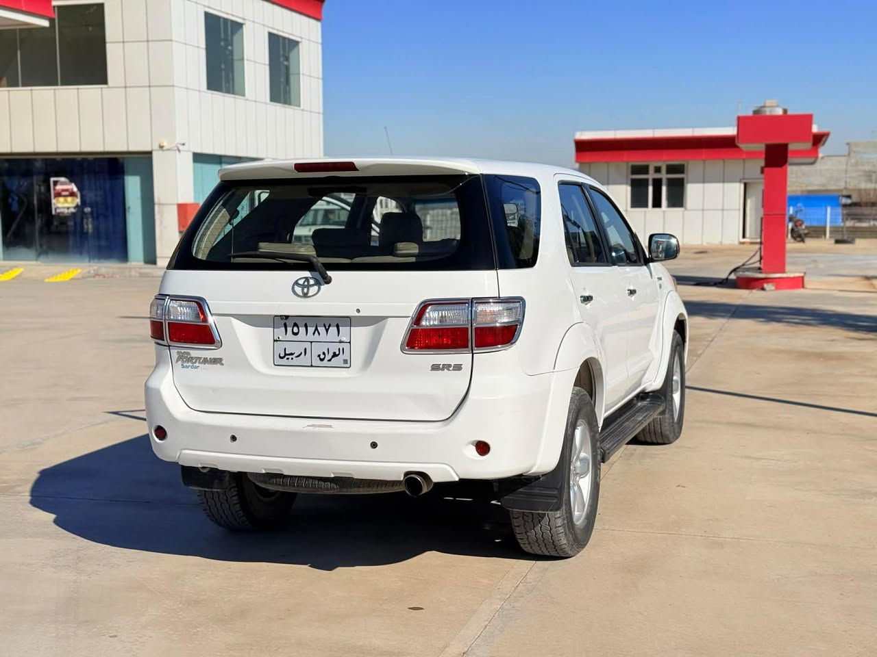 فۆرچنەر 2010 ئۆتۆماتیک بێ بۆیاخ چوارتایەی تازە سەنەوی تازە بەسەرچووە سۆنەرم داناوە دەبڵ ئەکسل نی یە گێرو مەکینەو تەبرید بەشەرت تکایە موشتەری نیت تێل مەکە لەگەڵ ڕێزم 
شوێن . شارەزوور . زەڕایەن 
*********** = *********** حلبجة, السليمانية
