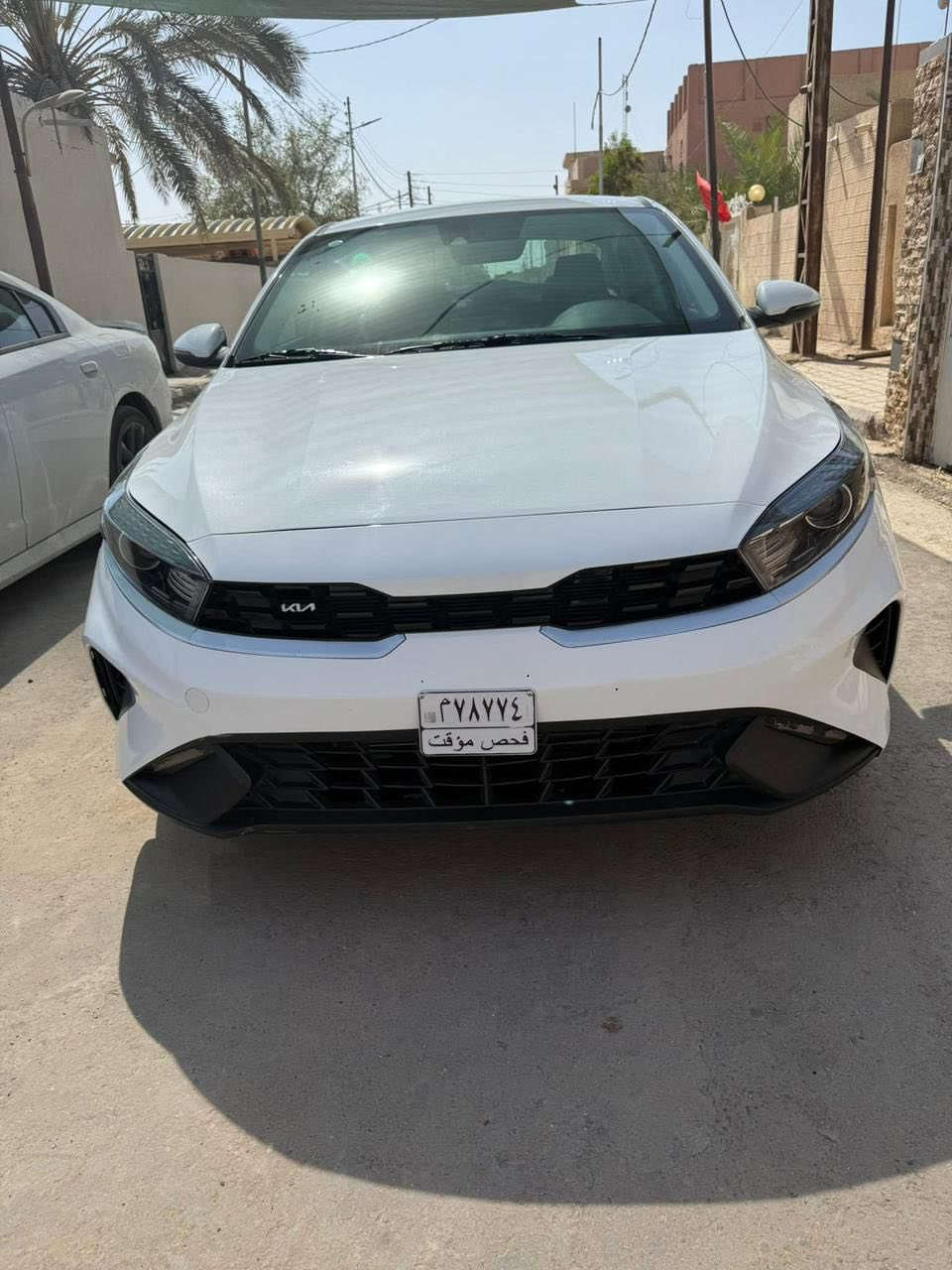 السلام عليكم 
كيا فورتي 2023 
حره بدون رقم 
حادثه موضح بصور بالمنشور 
ماشيه 4000 
مكانه السماوه 
سعره 145 وبيه مجال بسيط 
***********
