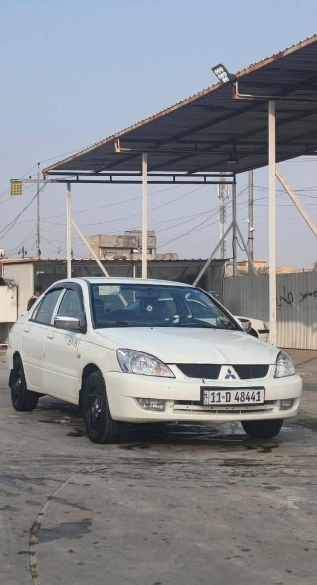 سلام عليكم لانسر ٢٠٠٩ البيع السيارة حلوة او خير من الله مكينة كير صدر كلة حلو منقصهة شي وين متريد اطلع السيارة مصبغو عام او السونار منشور  السيارة شاشة او كامرة مري كهربا جام كهربا  السعر٦٩ الستفسار ***********
