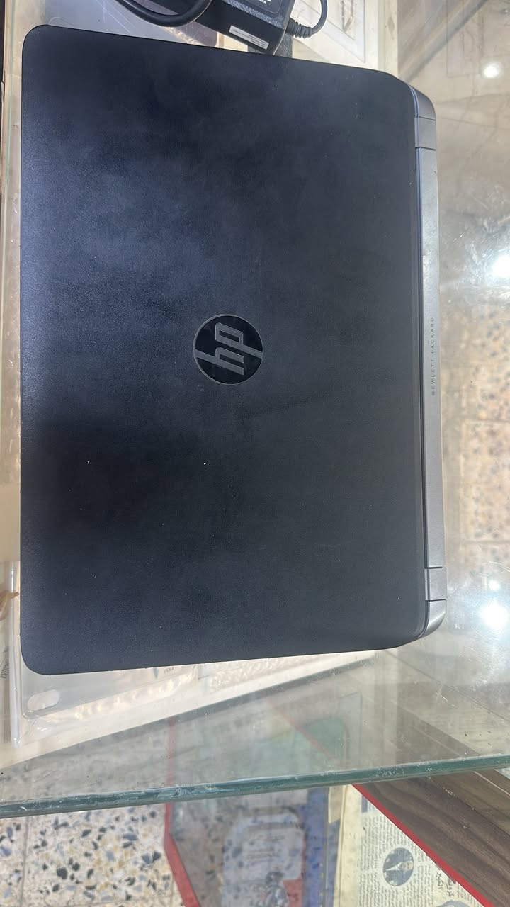 لابتوب hp للبيع كور اي 5 السعر 200 ذاكرة 250 عنوان بغداد حي العامل رقم الهاتف ***********

