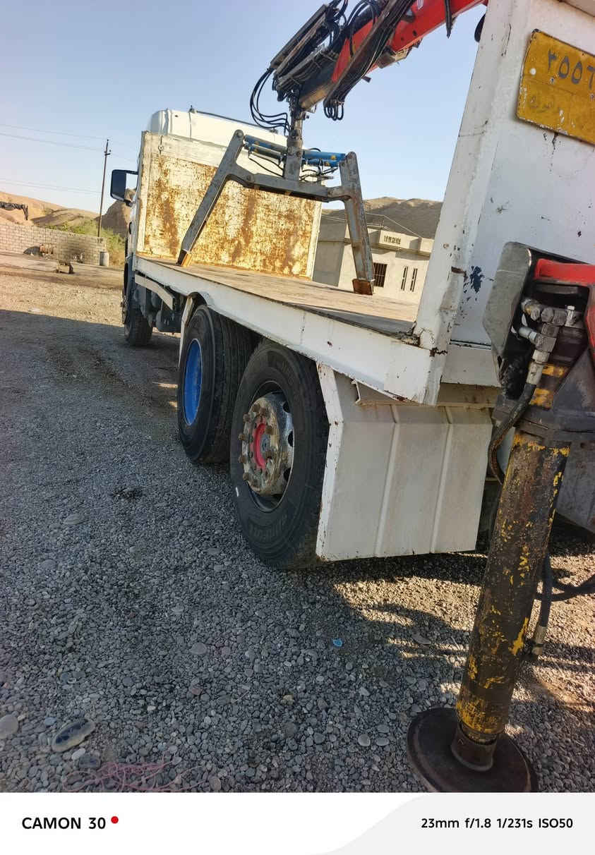 للبيع او مراوس بسياره
اسعر 350وبي مجال 
سكانيه بومه 380
موديل 2002
بل سنويه بودي نص جناب 
كرين بافنكر 15ونص 
شاصي طويل بلادي 
سنكل دوار بلادي ورفاع 
طخم تاير جديد
سياره جاهزه عل شغل 
استفسار ***********بي وتساب 
مكان السياره صلاح الدين
