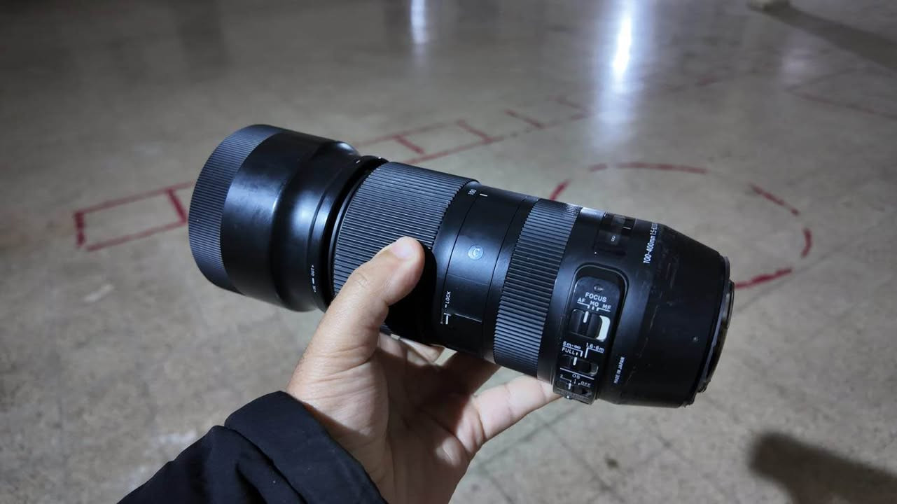 كانون 70D
عدسة كانون سكمة 100_400 سبورت الإصدار الاخير أربيل, العراق


**إذا كنت صاحب هذا الإعلان وتريد حذفه لأي سبب، رجاءا أرسل رسالة إلى الدعم الفني**