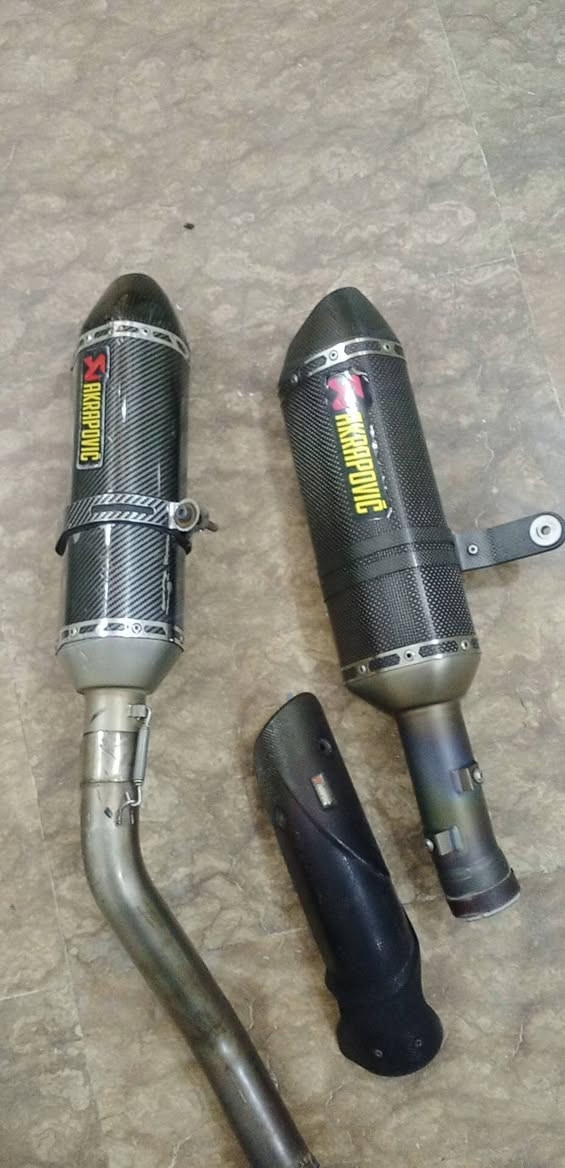 السلام عليكم صالنصه كاوسكي636 حديث كاتم والخ BMW اكره بوفج رياضي اصليه وموجود هدز بلادي BMWموديل ١٤ ال١٨
بغداد ***********
