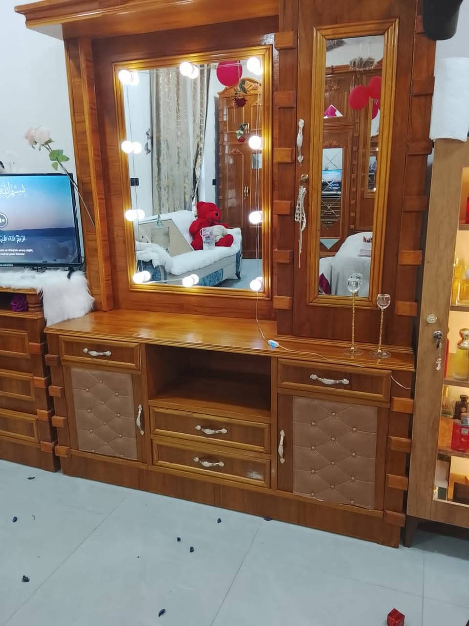 السلام علیکم  یعنی م̷ـــِْن رخصت ابو البیج عدی قرفه صاج ثقیله لبیع نضیفه حیل مامستخده  3اشهر مستعجل ع بیعه السعر خاص مراسله واتساب ع هذ الرقم *********** او اتصال ع هذ***********
