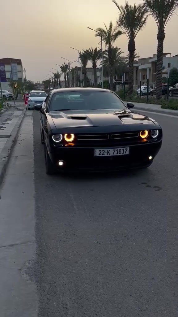 السلام عليكم
جالنجر موديل 2022 sxt
السياره داخله للعراق فقط دعاميه 
هنا عندي انصبغ جاملغات خلفيه اثر شخوط
السياره جديده كلش بدون حادث بدون دواخل بدون شواصي عده  الجاملغات الخلفيه كلشي مكفول بيه
لون اسود
الداخل احمر 
ماشيه 42 ميل
السياره رقم اربيل بسمي 
مكان السياره كاظميه
السعر        190 
شباب لتقارنوهه بلمهجومات وبيهنً حوادث السياره بدون حادث داخله فقط دعاميه
***********
