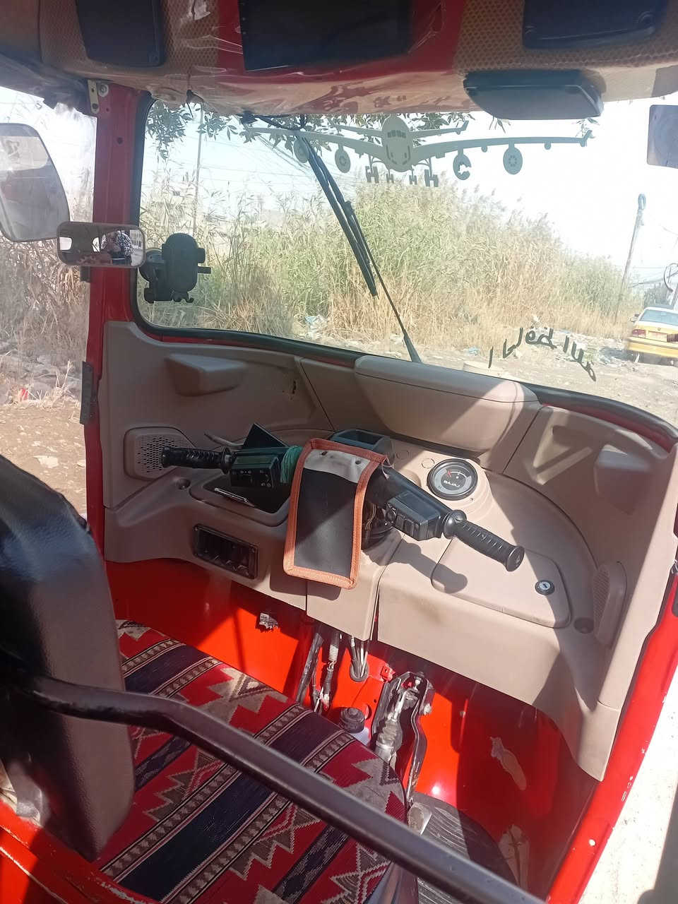 السلام عليكم تكتك موديل 2021 شهر 11 
تكتك نضيفة تكتك مكينة او كهربائييات كُلهة شغالة 
الموقع بغداد فلكة سلمان باك السعر 7 مليون او 250
الرقــــــم: 
{***********}
