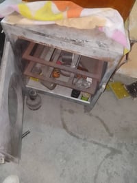 فرن للبيع  ٥٠ وبيه مجال ٠٧٥٠٢٢١٥٧٩٢