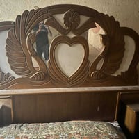 للبيع • سرير • أثاث نوم