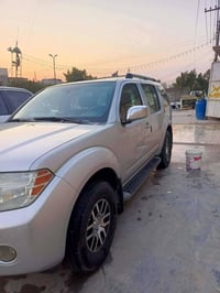 نيسان بافندر • ٢٠٠٨ • سبع راكب