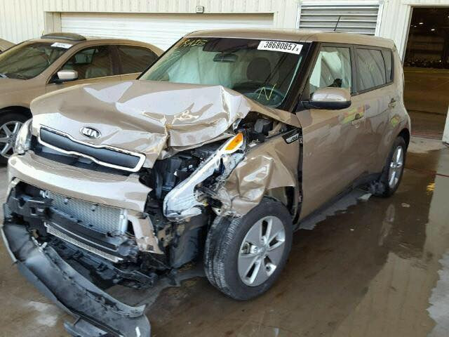 صول ٢٠١٦ وارد أمريكي محركً١٦٠٠ ماشيه ٥٦ تبريد ثلج سياره نضيفه رقم بغداد للاستفسار
***********
