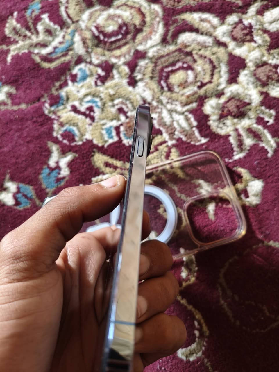 13 برو ماكس بطارية 78 ذاكرة 256 جهاز مبدل شاشة تفصيخ شرط اذا مو تفصيخ مرجوع فيس ايدي شغال للعلم جهاز لوما حرام علية أبيعة بلادي جهاز نضيف لوك للبيع و مراوس شراي خاص و اتصل ***********
