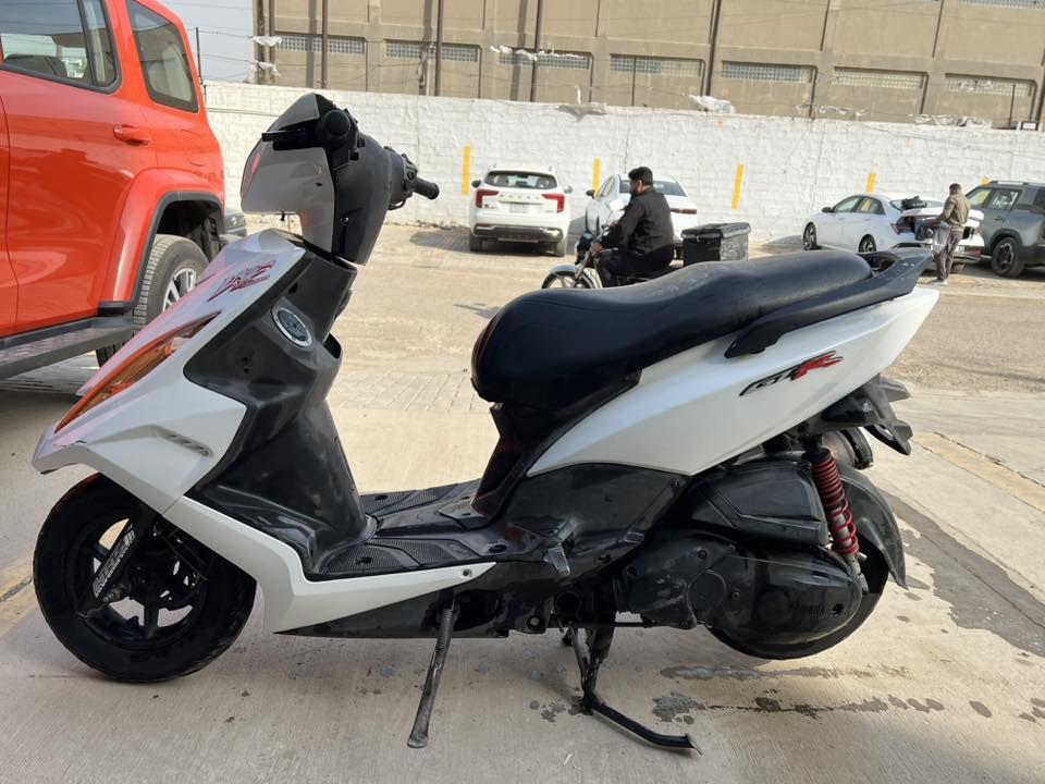 السلام عليكم
دراجه GTR مال رمبه صارلها سبوع نازله رمبه دراجه مكفوله كفاله عامه ميحتاجلها اي شي شغل وطلع محركها بعده بلجيس كفراتها تايوان اصليات جني وياها دراجه تتعب تكول عليها نضيفه اوراقها كامله منفيس وياها الدراجه رايدها 1225 وبيها مجال بسيط للاستفسار *********** ممتواجد علفيس فقط واتساب او اتصال الميعرف بيهن لحد يكسر بيها ولتكلولي اروح اشتري مال رمبه احسن لان هيه هاي مال رمبه وتحياتي ♥️
