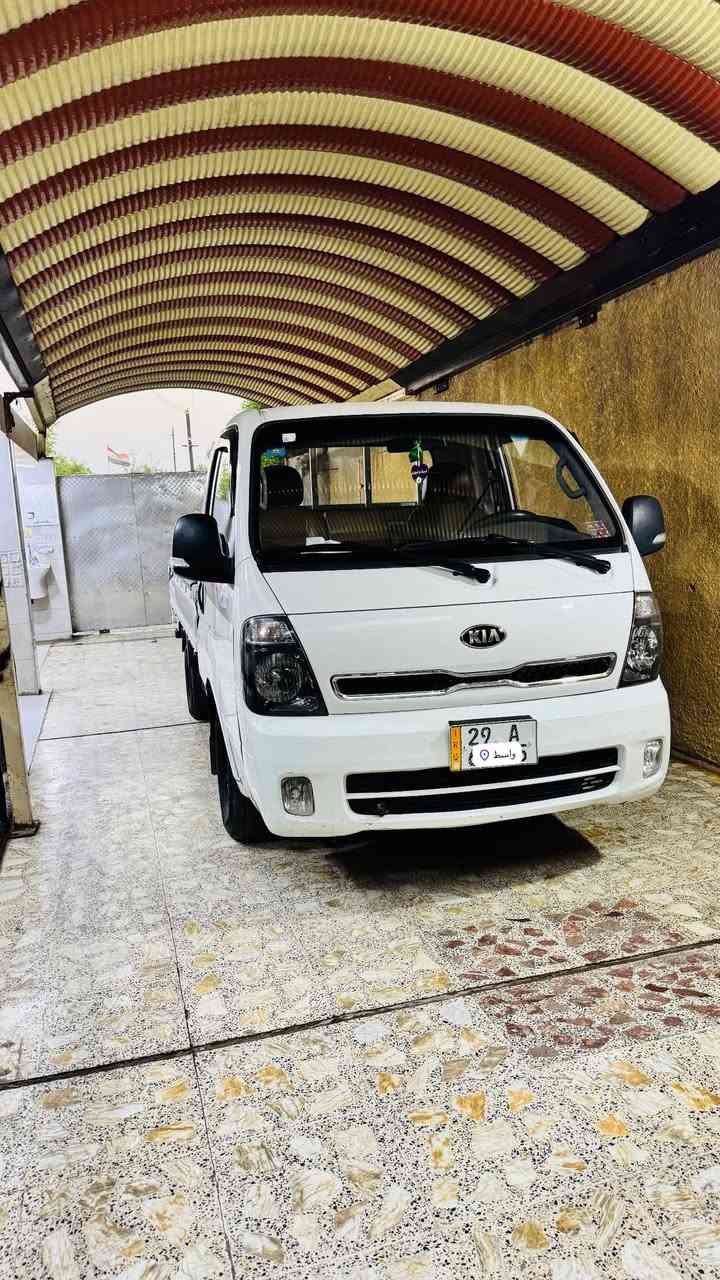 السلام عليكم كيا حمل موديل 2019 رقم واسط جديد مكفولة فقط باب سائق بيها  سونار موجود سعرها 117 ورقة عنوان سيارة بغداد جسرديالى ***********
